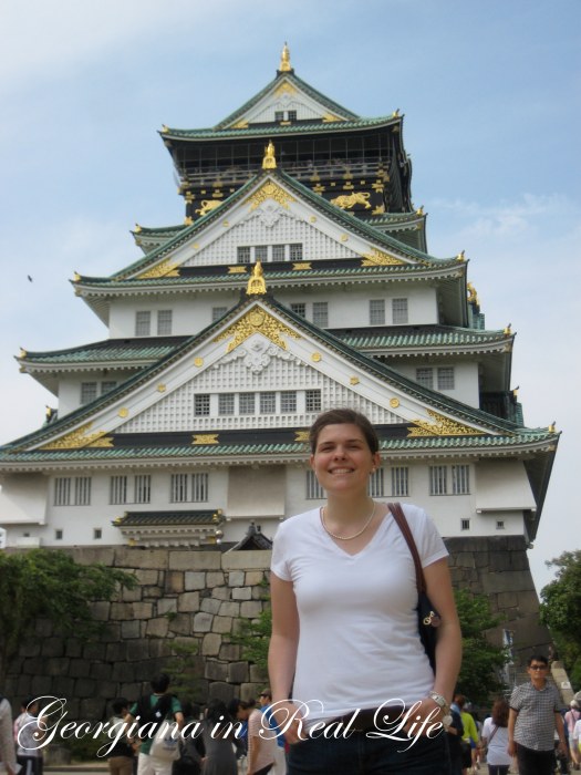 Gigi in Front of Osaka Castle